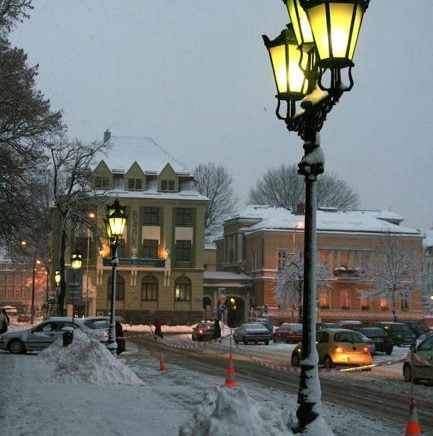 Plac Zwycięstwa zimą w Słupsku.